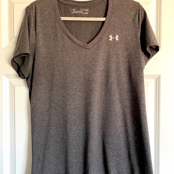 Under Armour Tops - Loose fit Under Armour vNeck shirt
